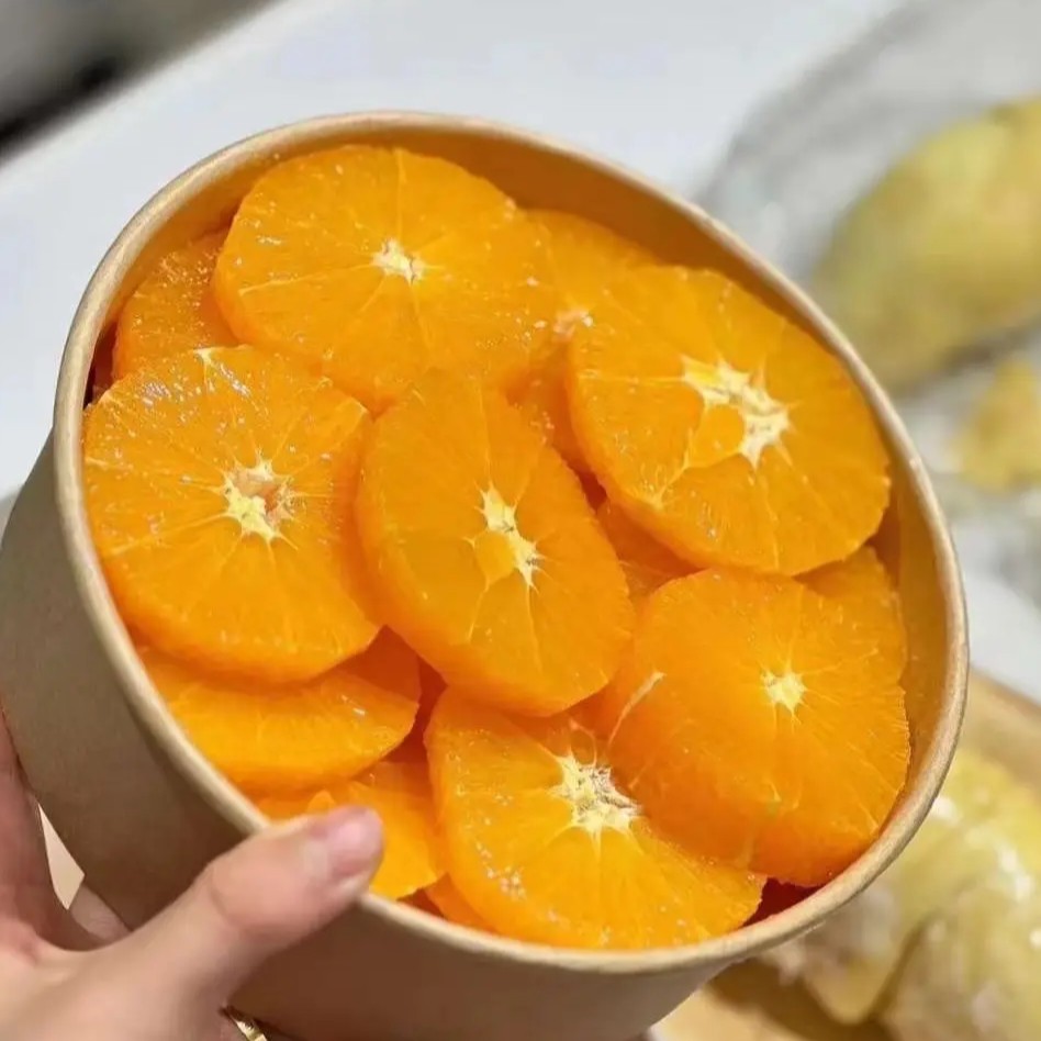 300克左右，爱媛果冻橙，皮薄如纸，口口爆汁，