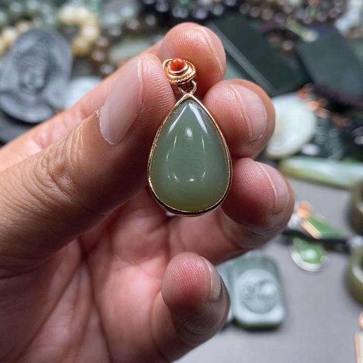 和田玉未镶嵌挂件