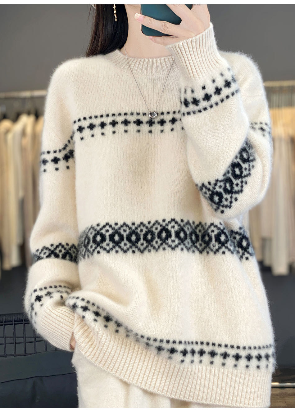 【将军工厂店】 加厚四叶草提花圆领毛衣GCAR461