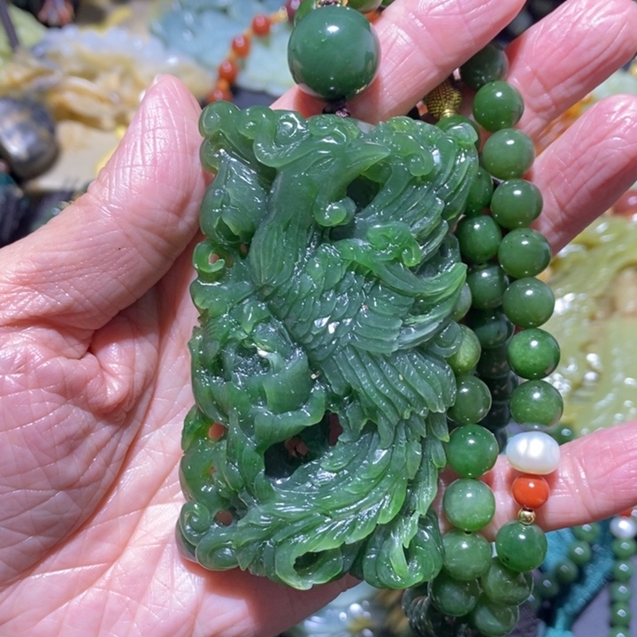 和田玉（碧玉）颈饰未镶嵌