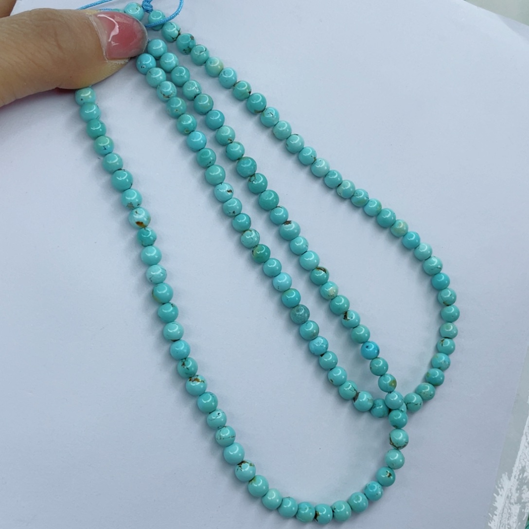 绿松石颈饰未镶嵌