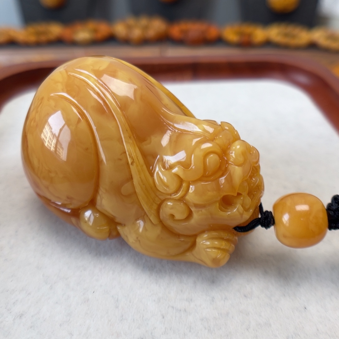 蜜蜡未镶嵌颈饰蜜蜡