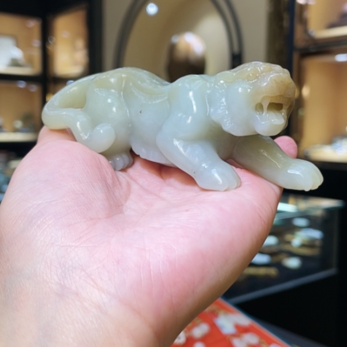 【闪购商品】和田玉摆件未镶嵌虎虎生威202g