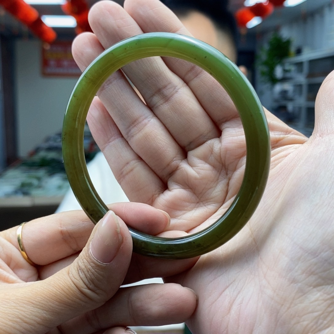 和田玉手镯未镶嵌59