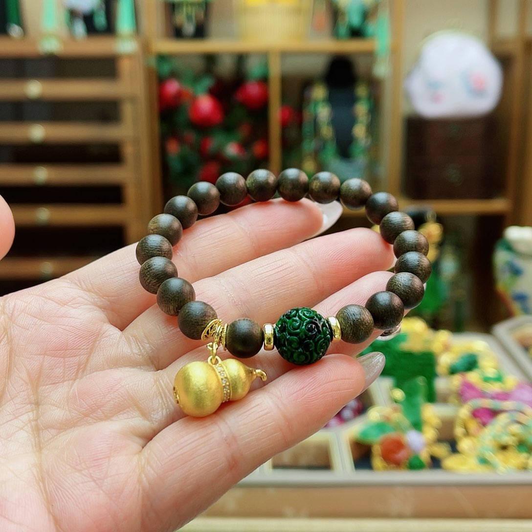 合金手串翡翠48小时鉴赏期