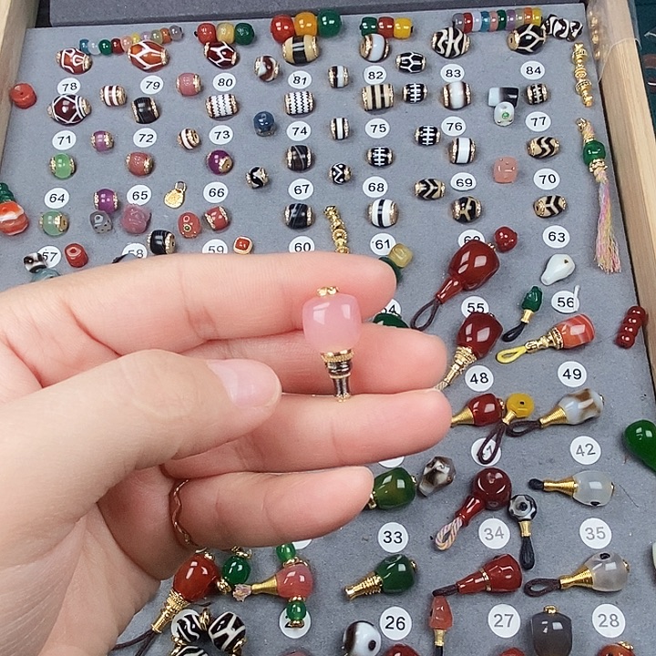 玛瑙/玉髓未镶嵌饰品