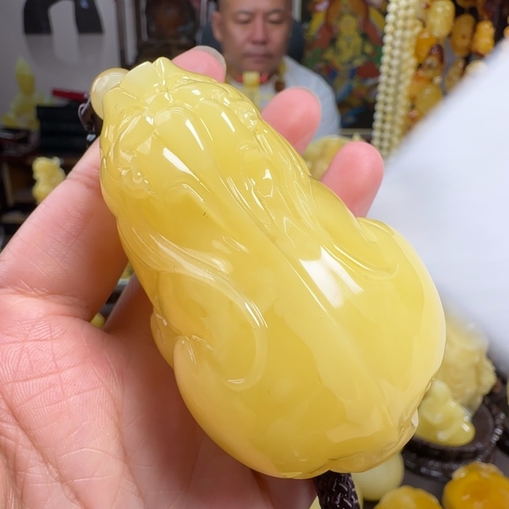 未镶嵌蜜蜡珠宝奇石