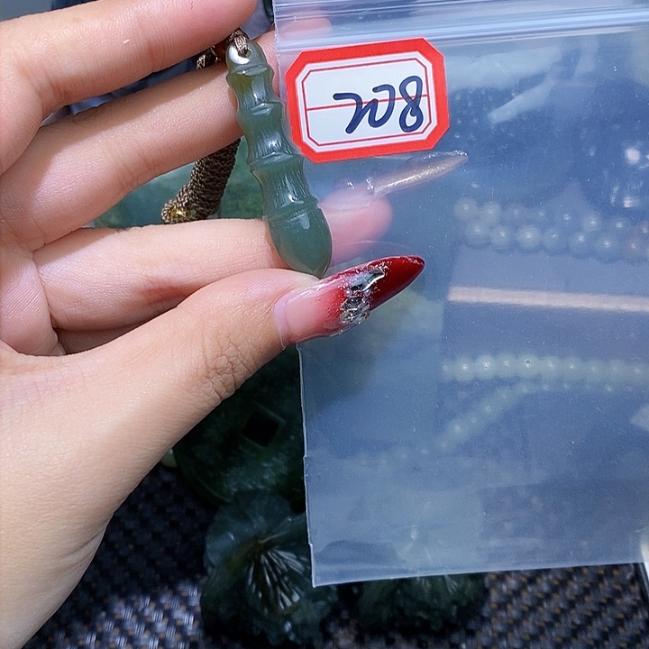 和田玉和田玉边角料随机发未镶嵌