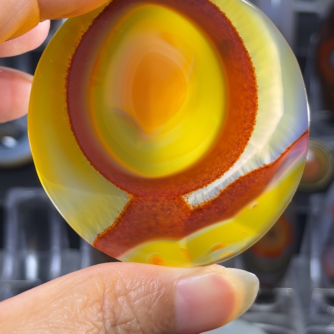 玛瑙/玉髓颈饰未镶嵌天**器