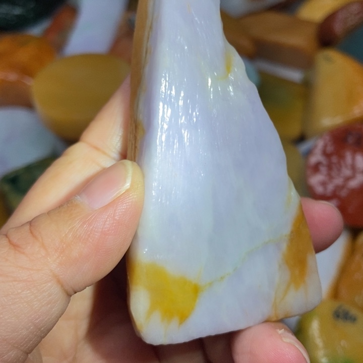 追***者翡翠未镶嵌挂件缅甸翡翠