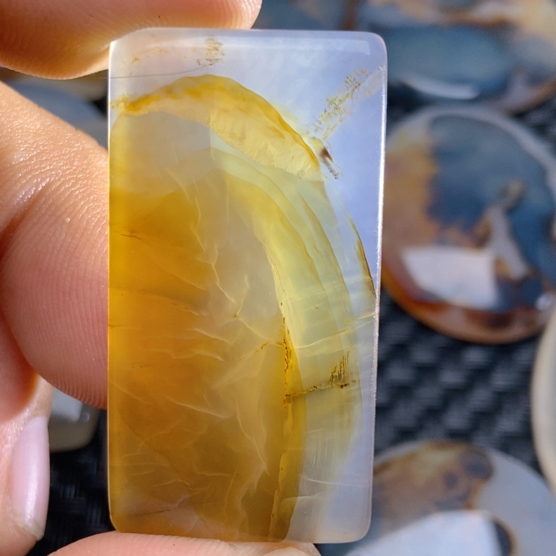 【闪购商品】未镶嵌颈饰玛瑙/玉髓开*果