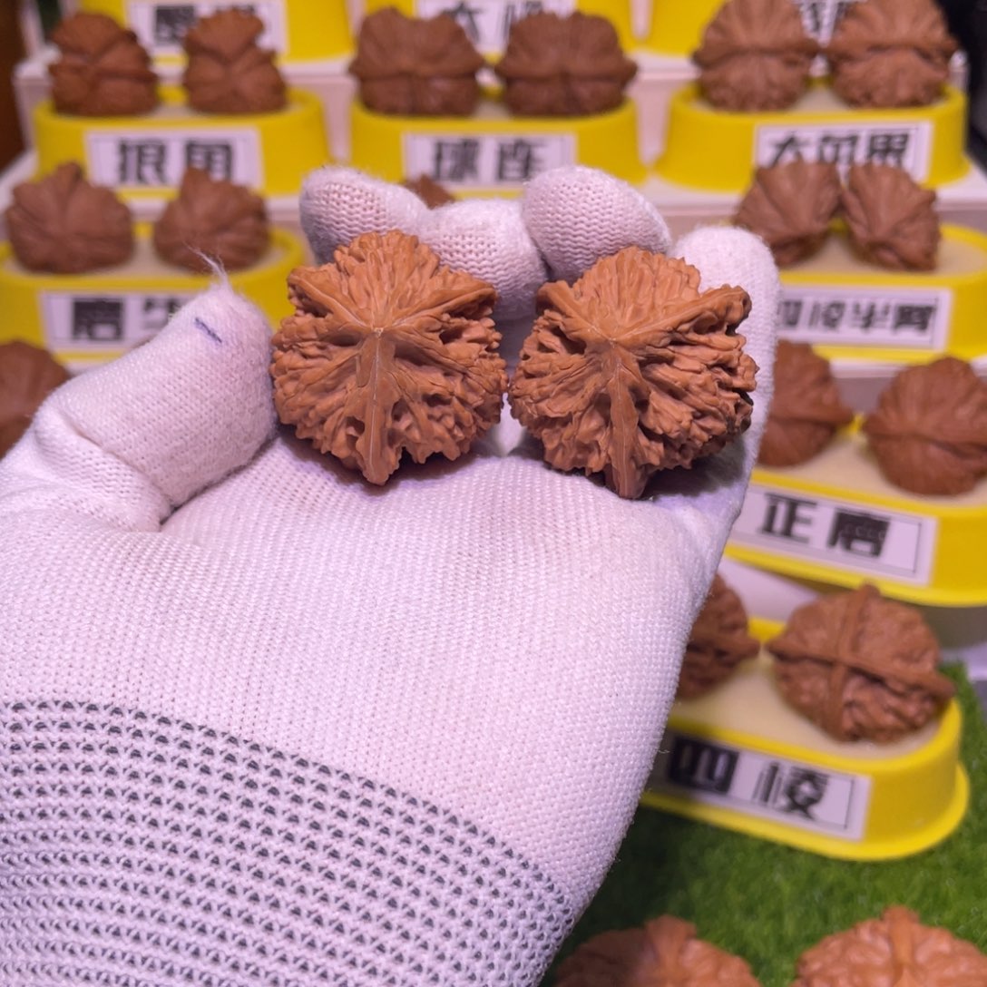 把件桃核文山三棱