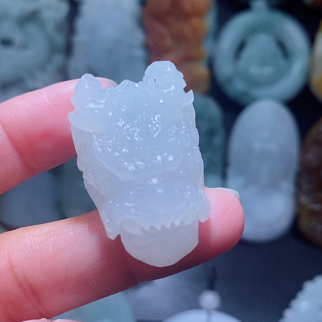 定制翡翠未镶嵌翡翠