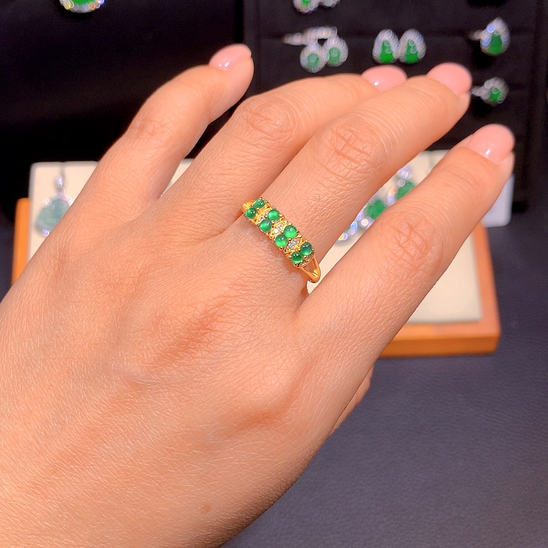 翡翠银S925镶嵌戒指多样性