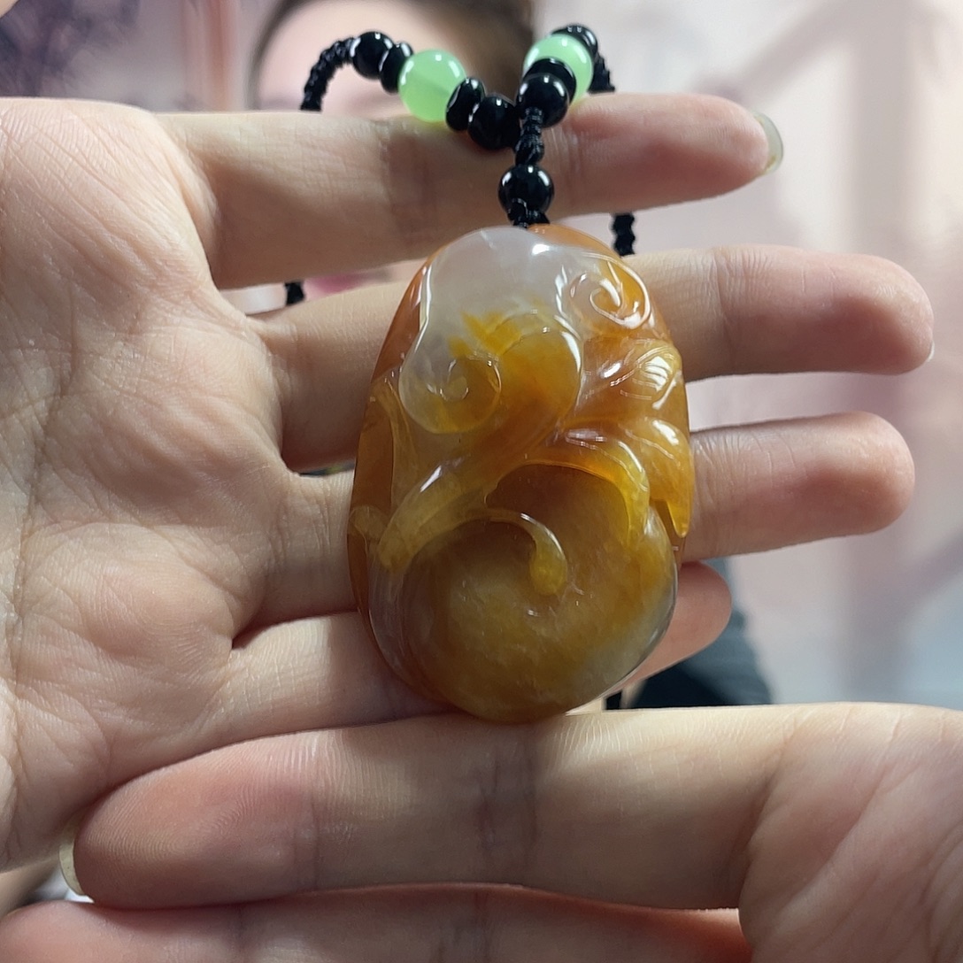 蛇纹石玉未镶嵌吊坠(赠链)