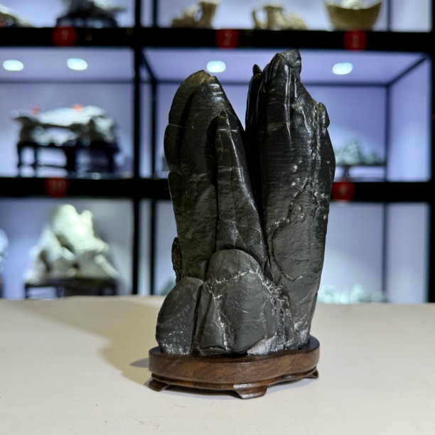 灵壁莲花瓣像形石  天然奇石原石摆件    天然观赏石文房案头摆件