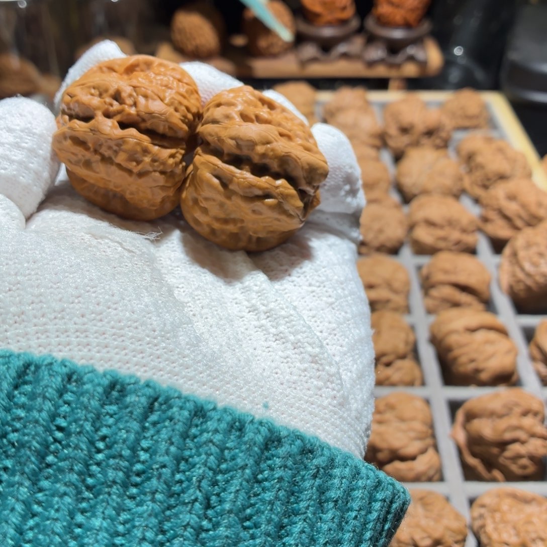 墟***阿文玩核桃吊坠山地娃