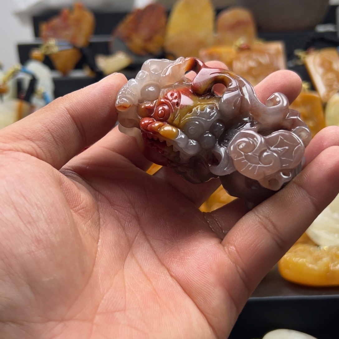 石英质玉（黄龙玉）未镶嵌多选发其一