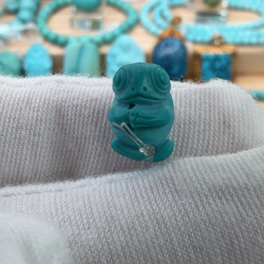 绿松石未镶嵌珠宝奇石