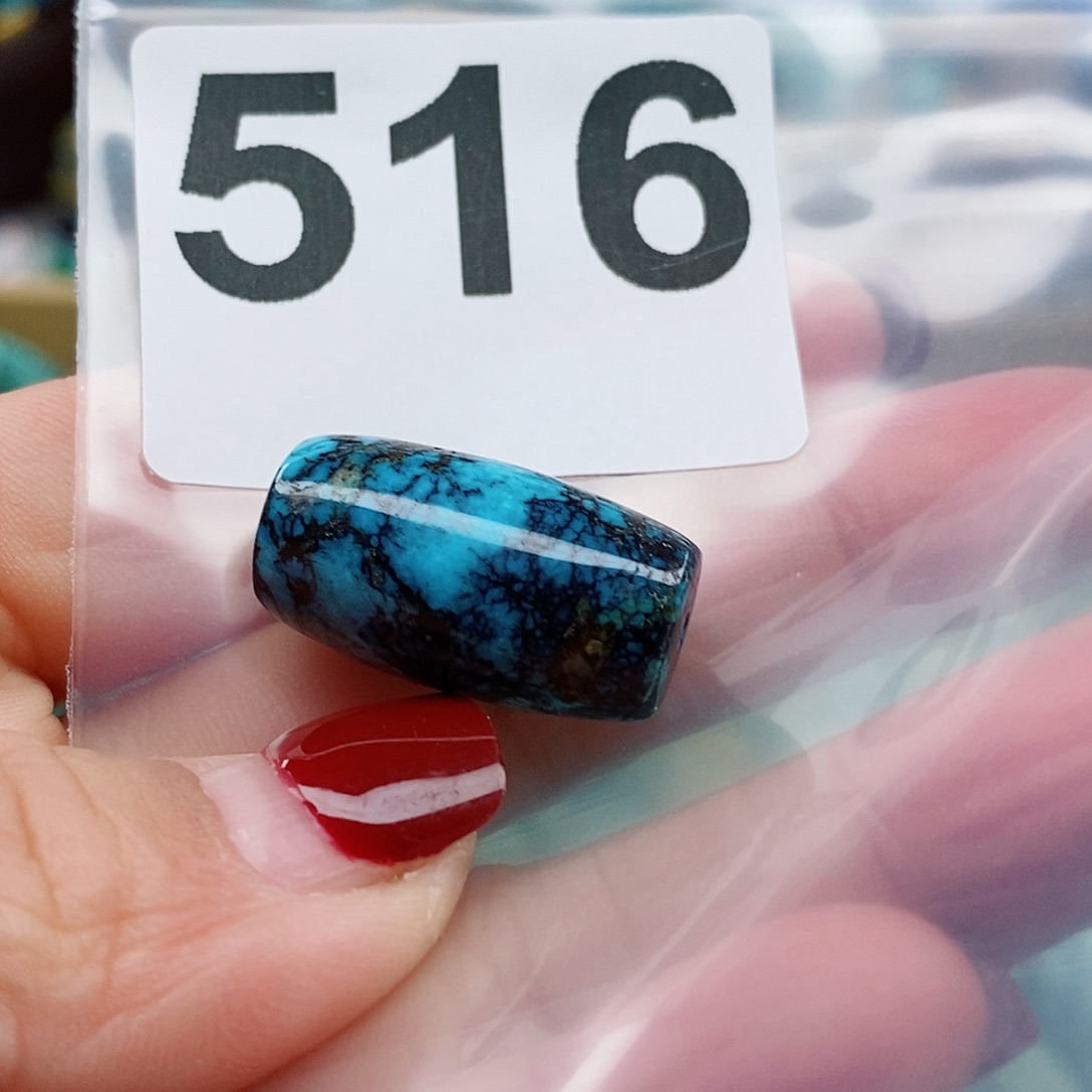 绿松石颈饰未镶嵌