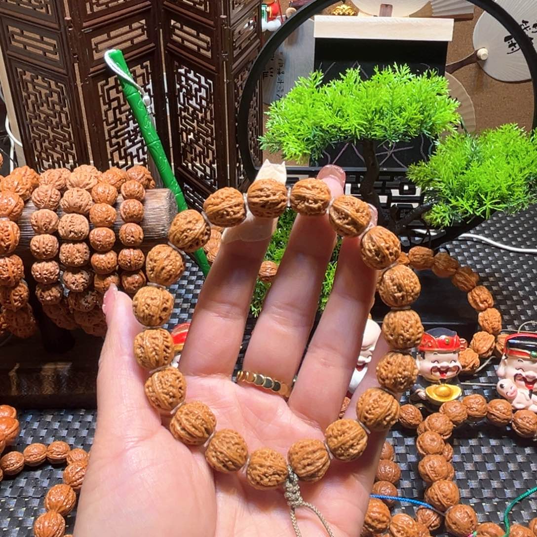 文玩核桃手串L****^精品