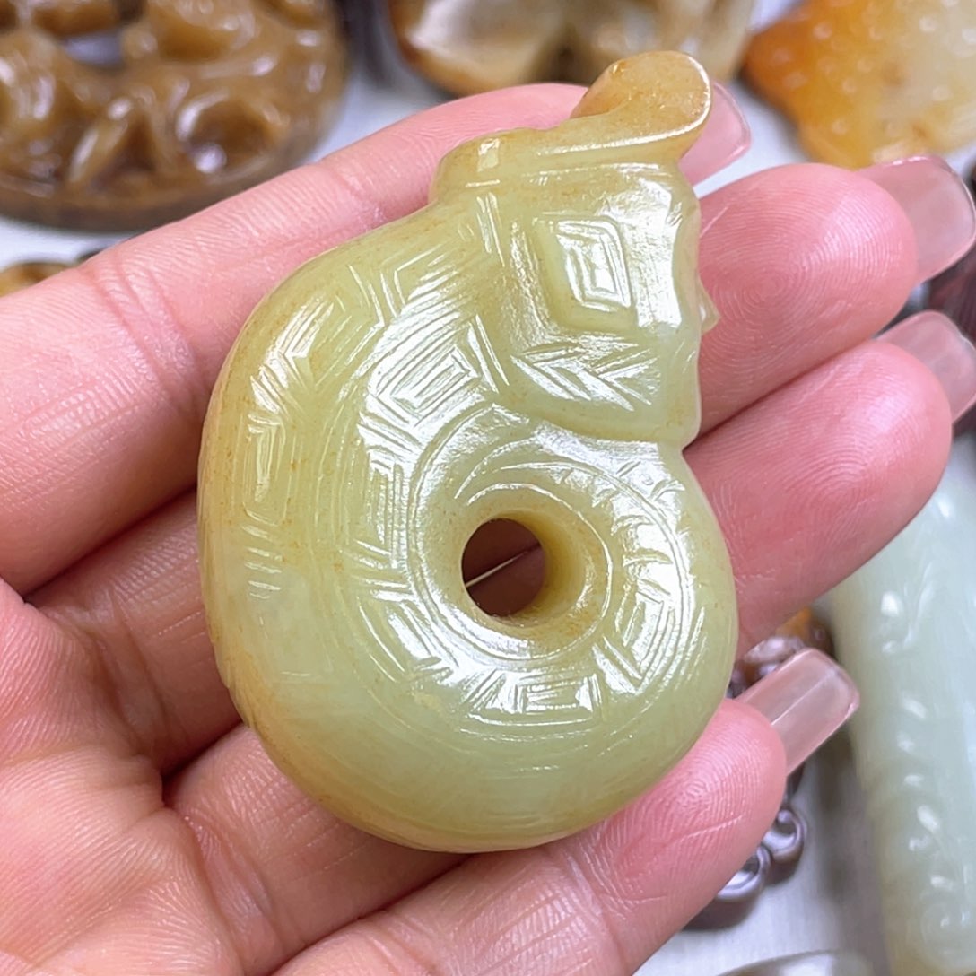 和田玉颈饰未镶嵌宁**远