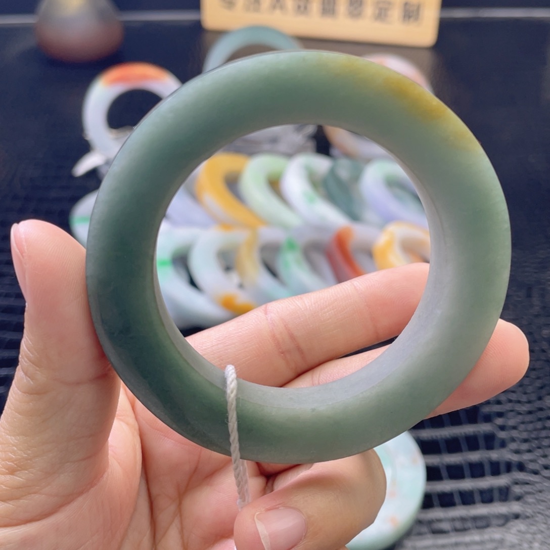 定制翡翠未镶嵌翡翠