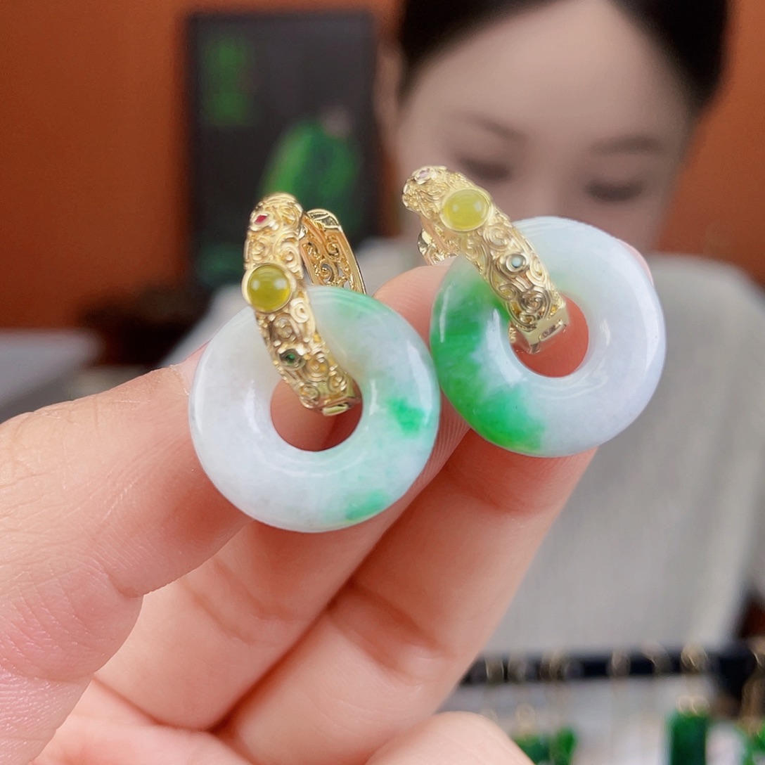 翡翠未镶嵌耳饰饰品