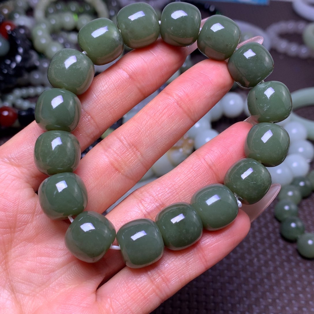 未镶嵌手串和田玉卡14