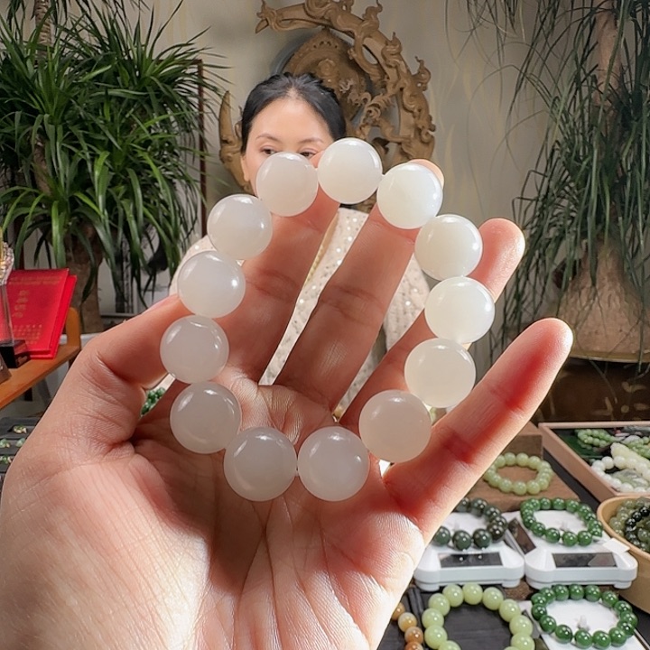 和田玉手串未镶嵌