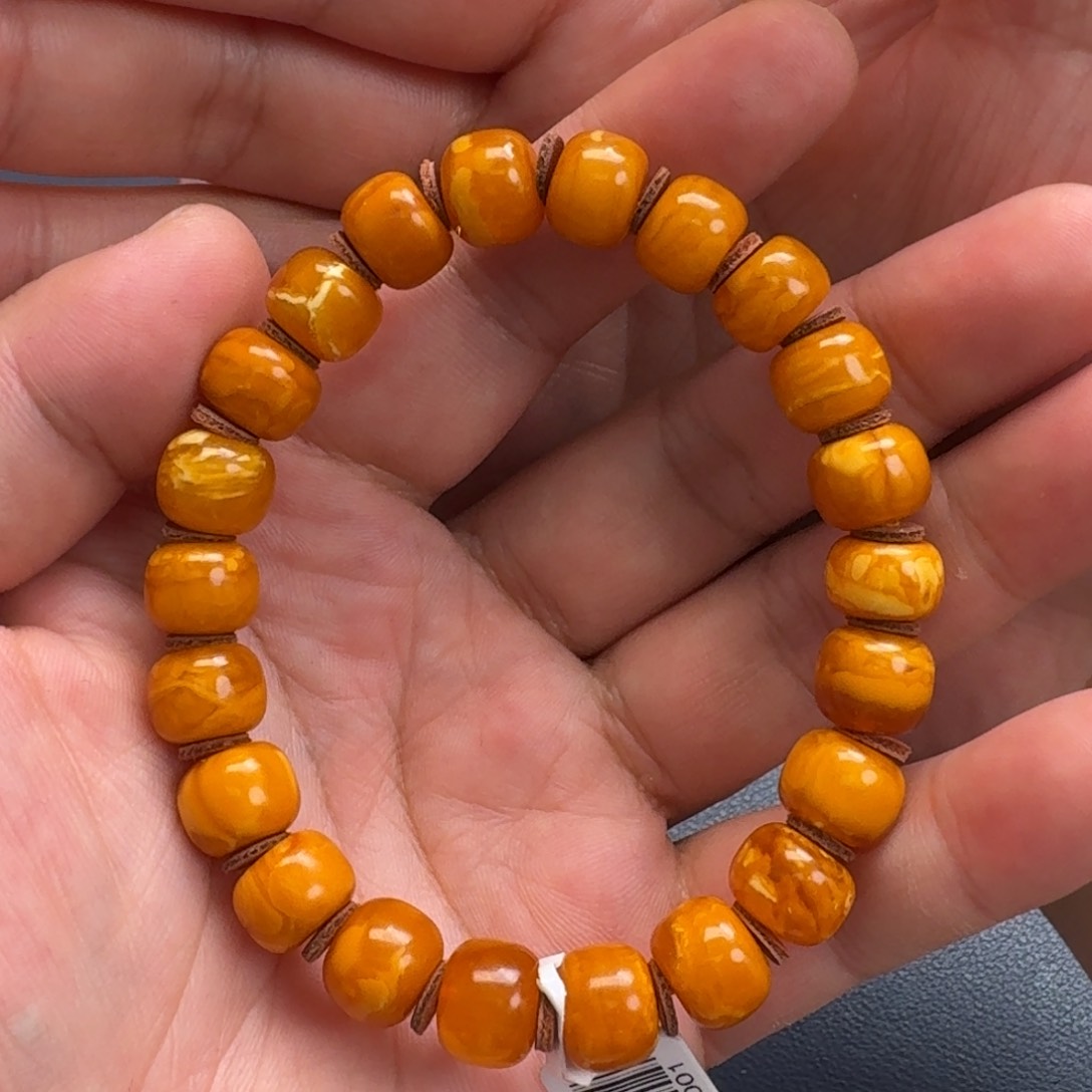 未镶嵌琥珀珠宝奇石10