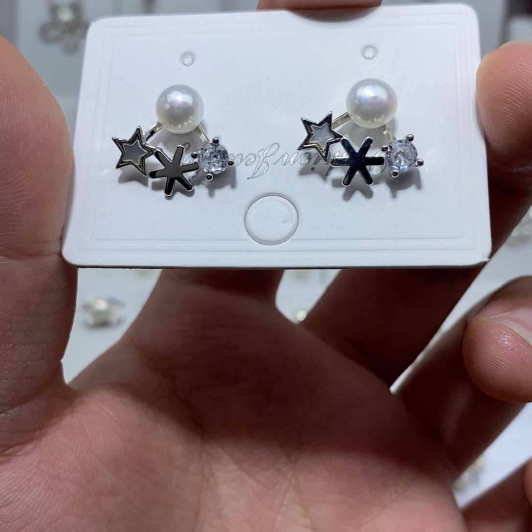 银S925镶嵌耳饰淡水珍珠