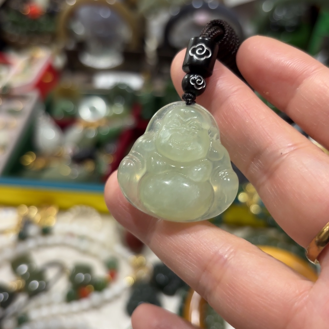 岫岩老玉（透闪石质玉）未镶嵌颈饰