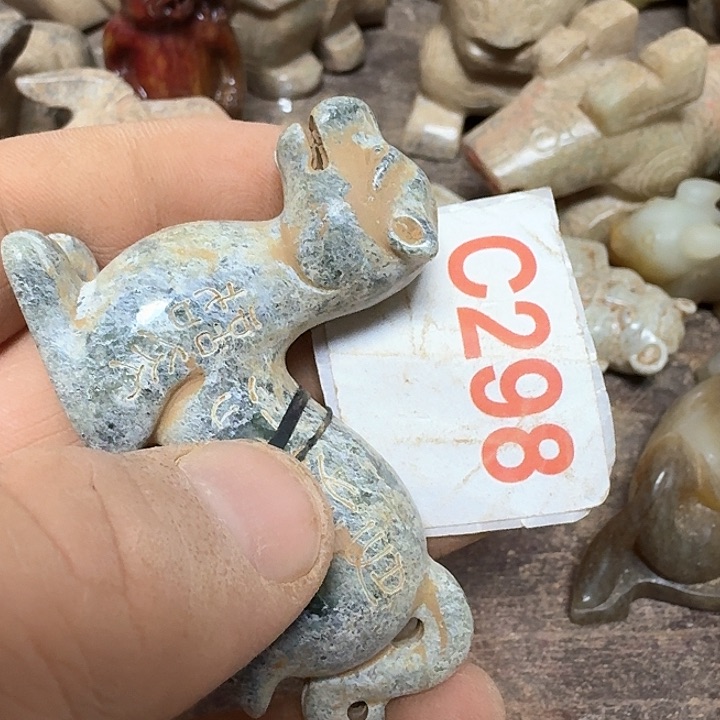 和田玉颈饰未镶嵌g**g