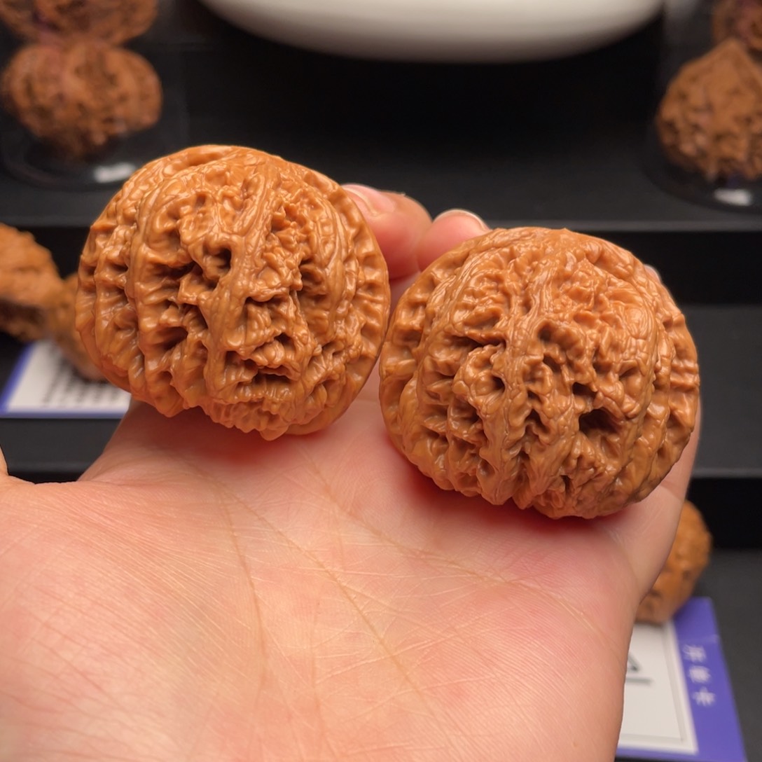 文玩核桃把件大粗筋47