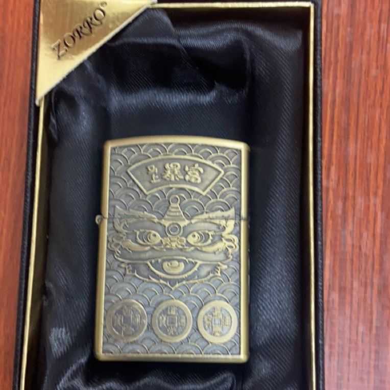 青铜小瑞兽工艺防风打火机ZK49-1（带礼盒）