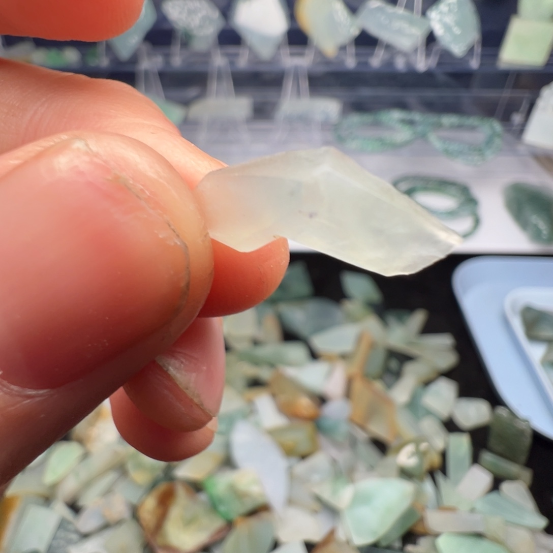 翡翠裸石缅甸翡翠A货