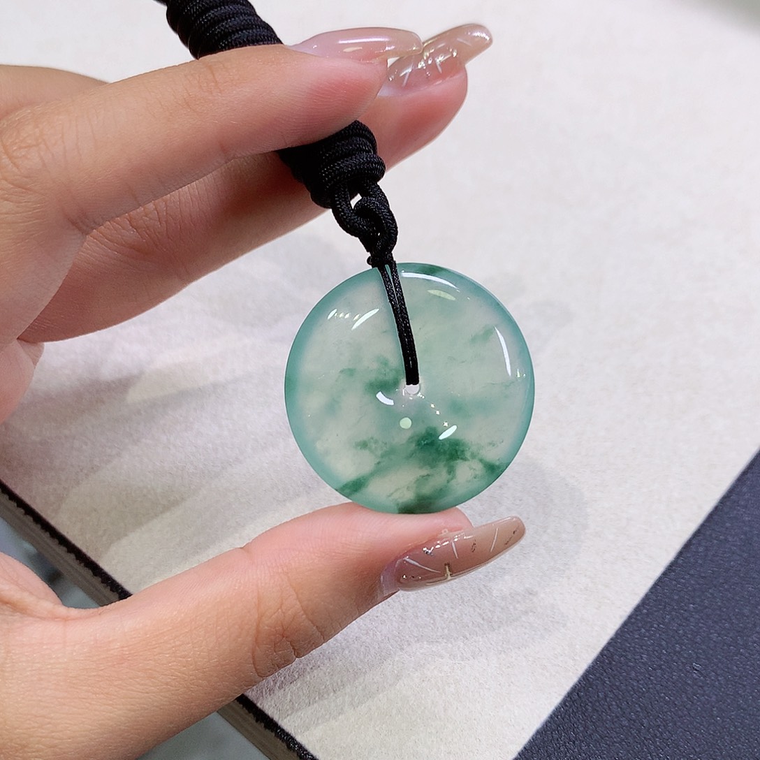 翡翠未镶嵌吊坠(不含链)31.3-5.8