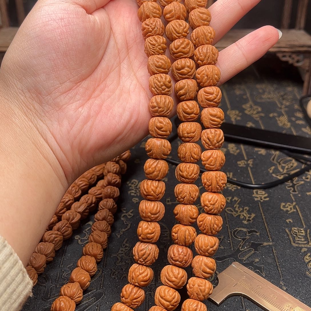 吊坠桃核赤金风雨108薄挂1.3