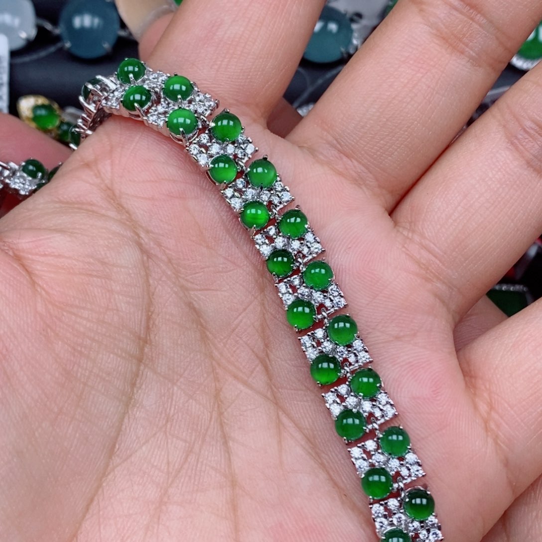 翡翠手链未镶嵌手链