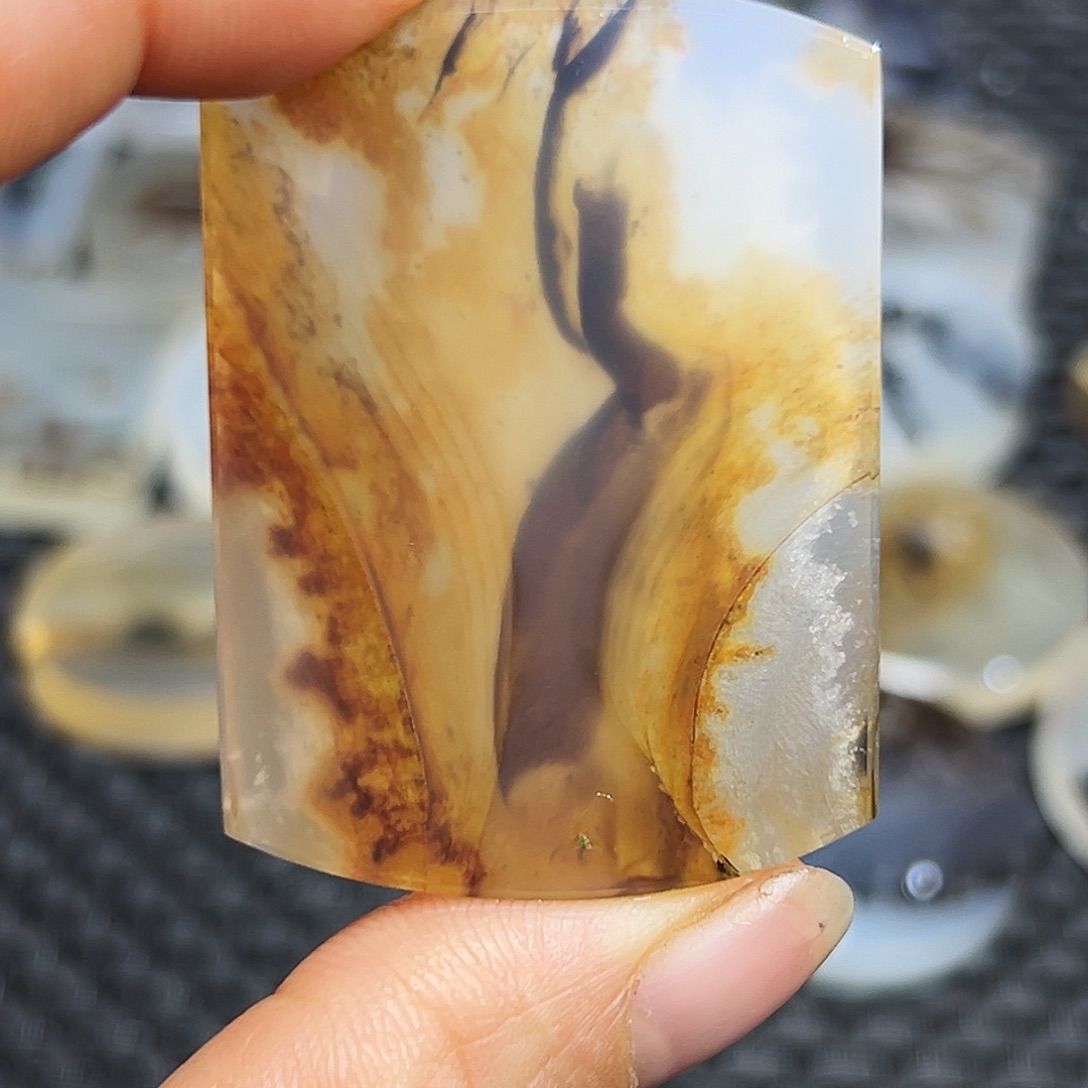 玛瑙/玉髓未镶嵌珠宝半成品