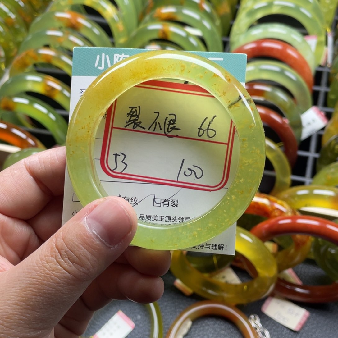 未镶嵌蛇纹石玉手镯有裂手镯特价不退不换