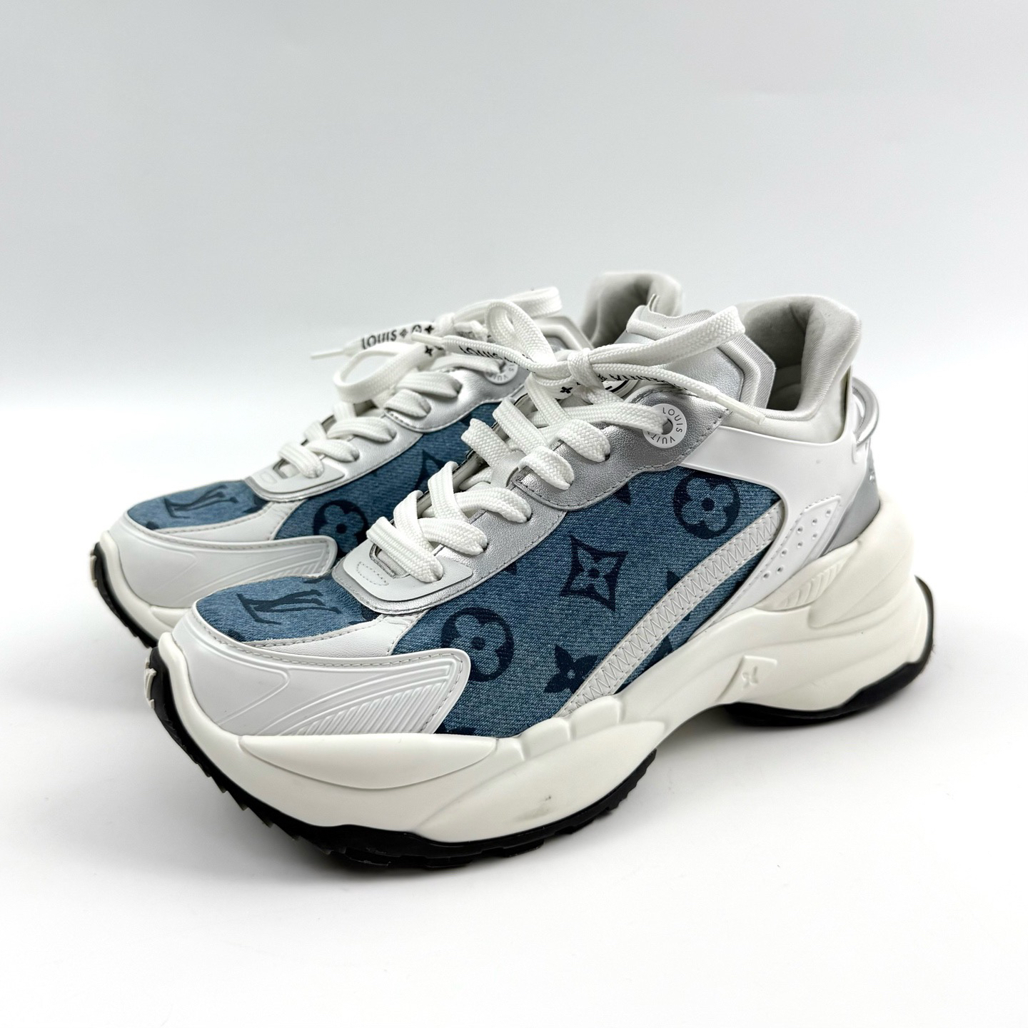 99新 LouisVuitton/路易威登 36码 Run55牛仔满印老爹鞋 XZ0336