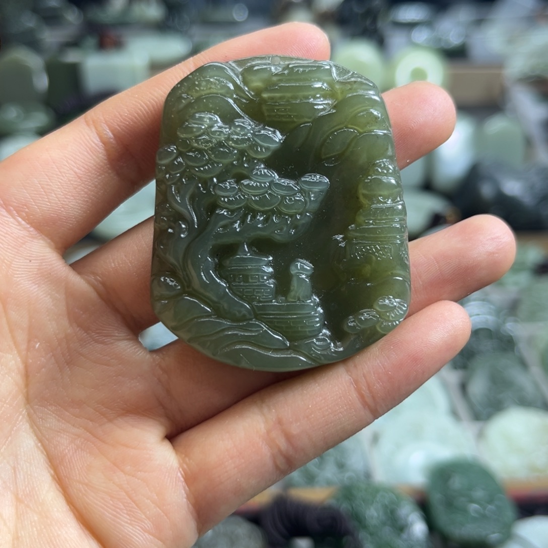 和田玉未镶嵌颈饰