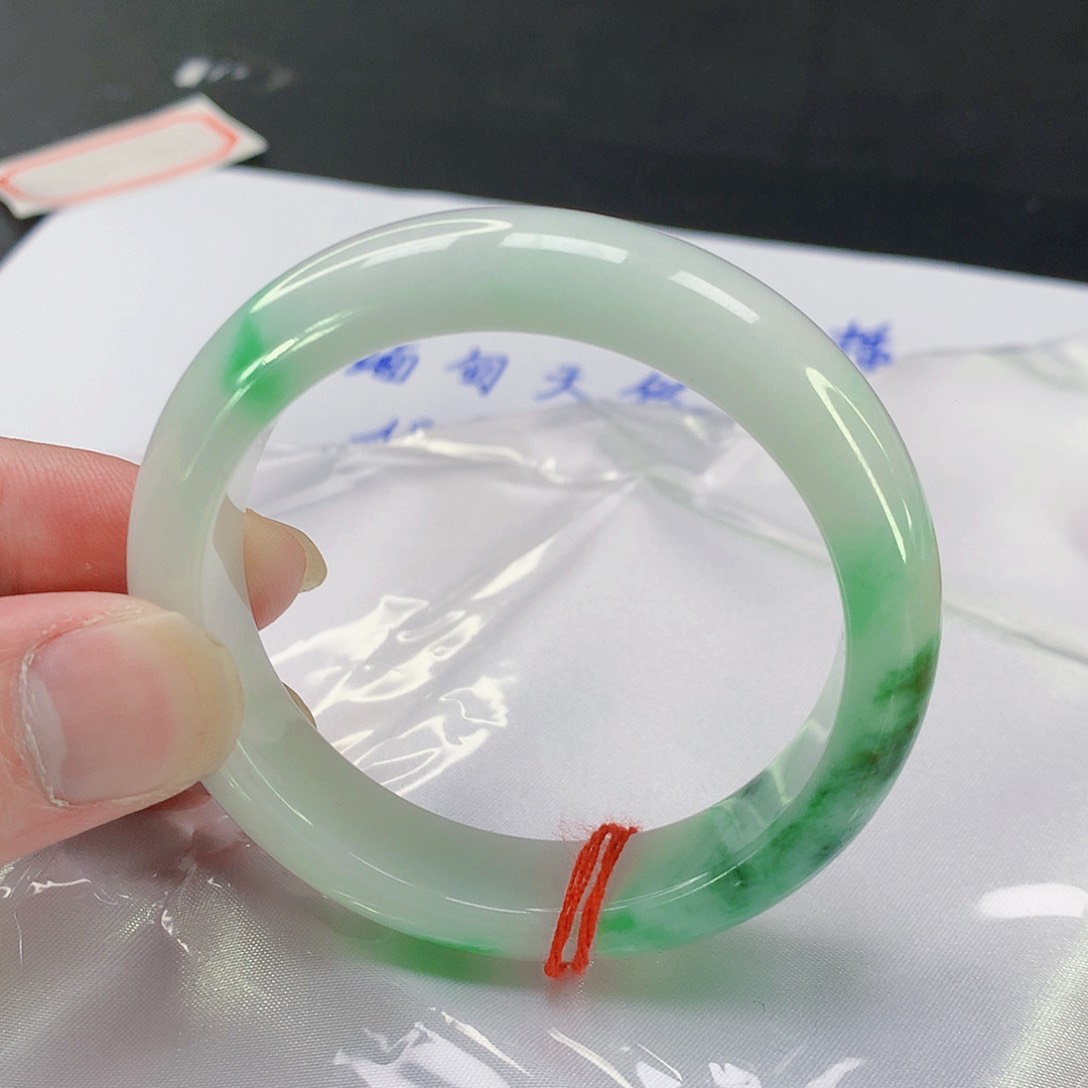 翡翠手镯未镶嵌100缅甸天然翡翠A货