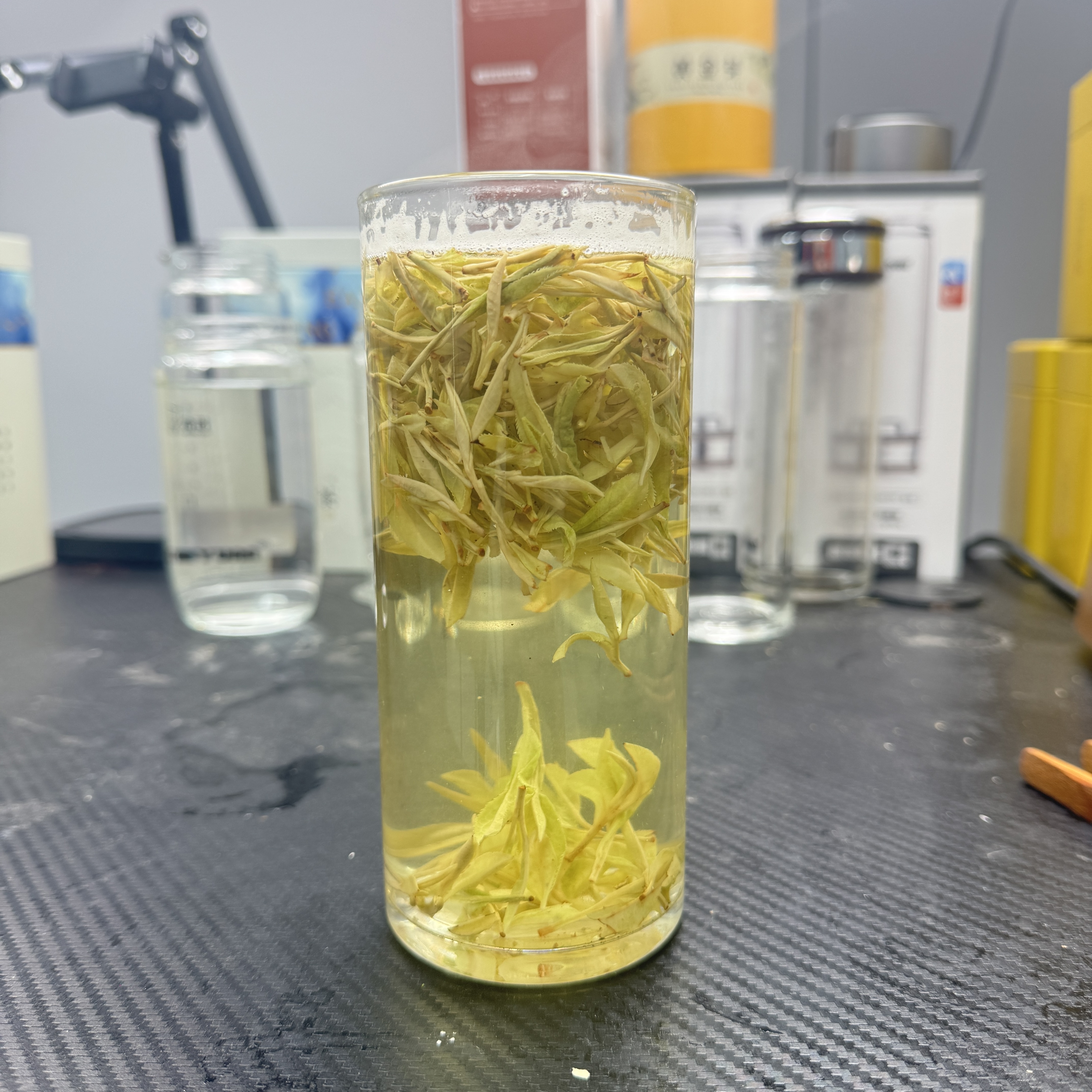 2025原产地安吉母本极白 核心产区昆铜 B305 春茶 新安4号