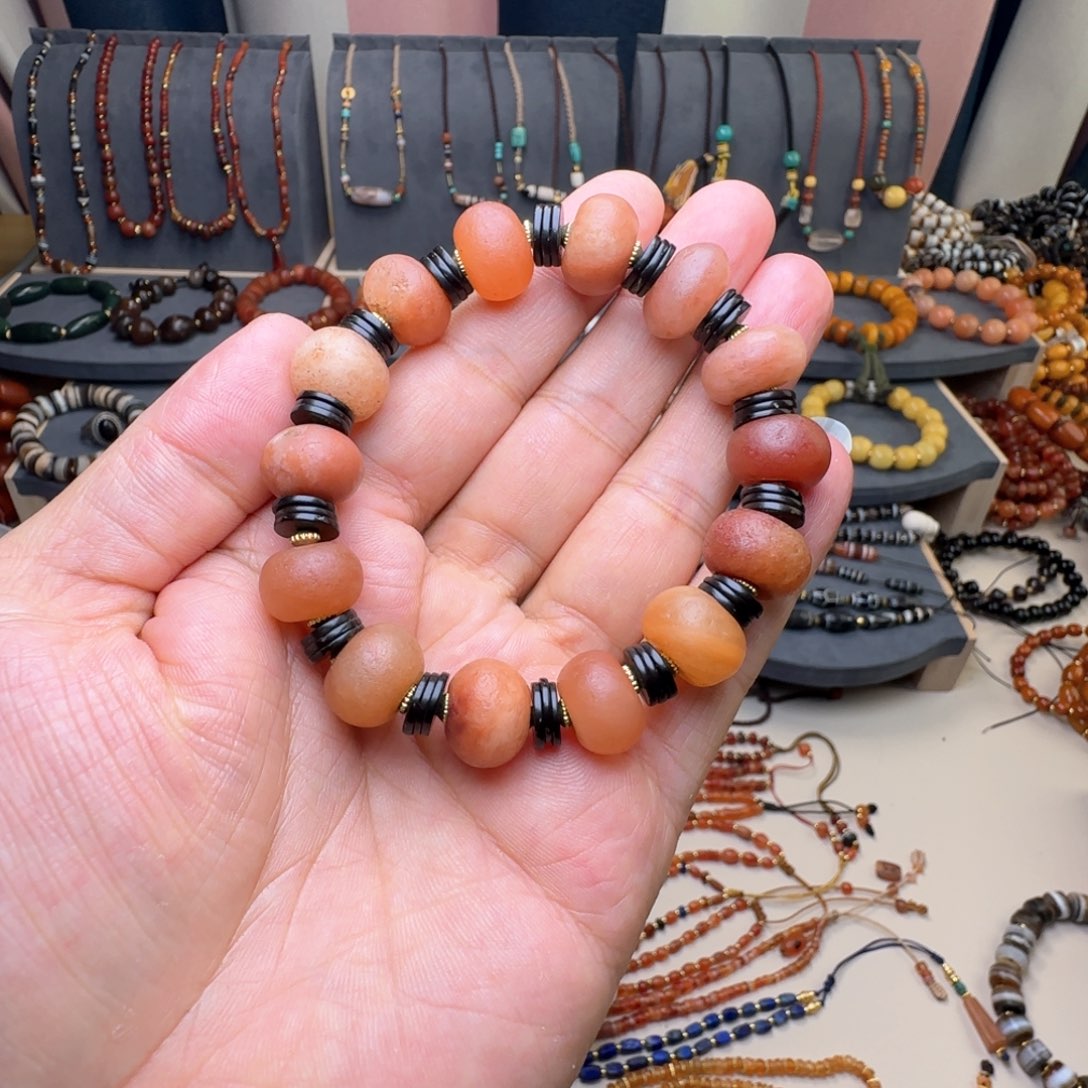 石英质玉颈饰未镶嵌cjk g b n k