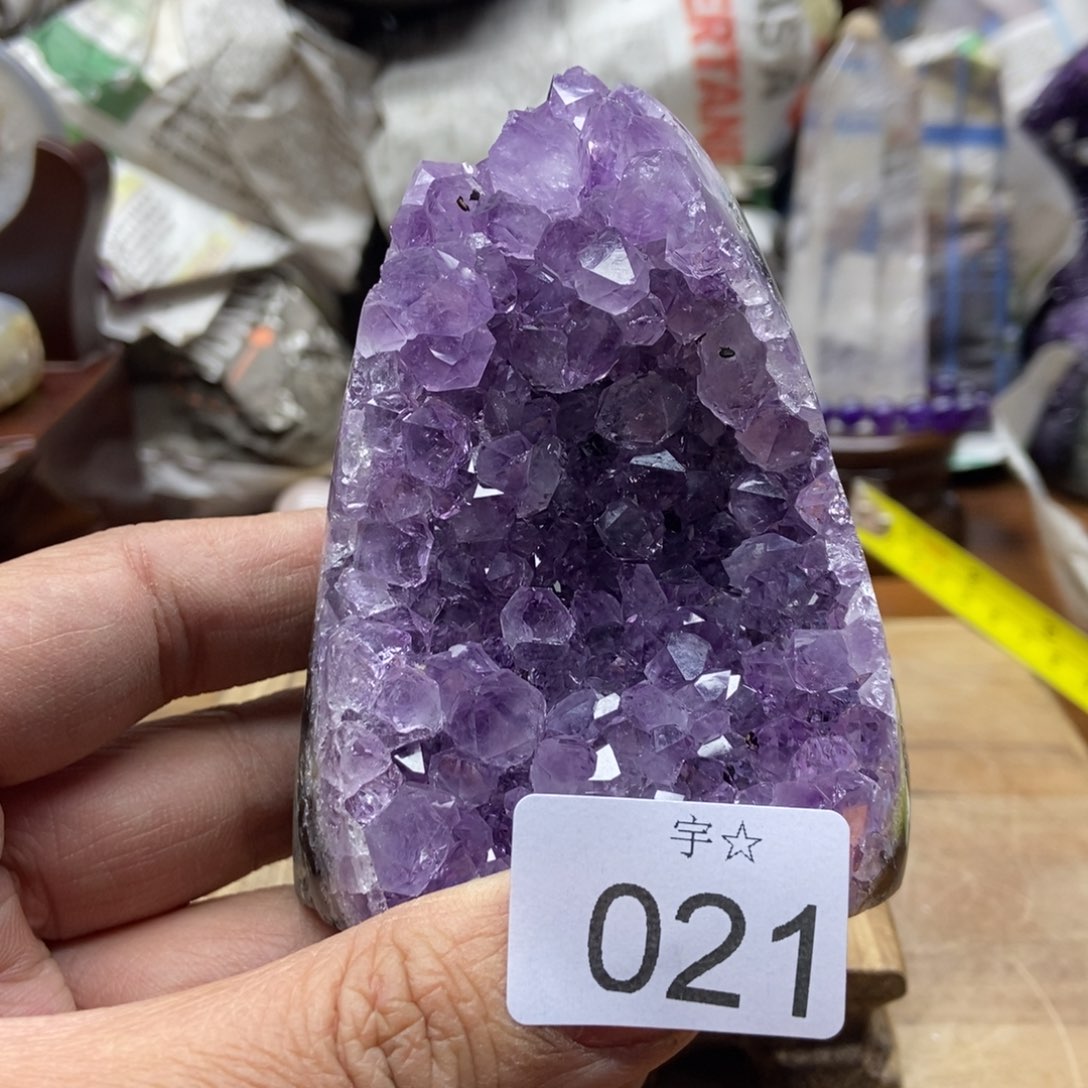 紫晶天然水晶摆件未镶嵌