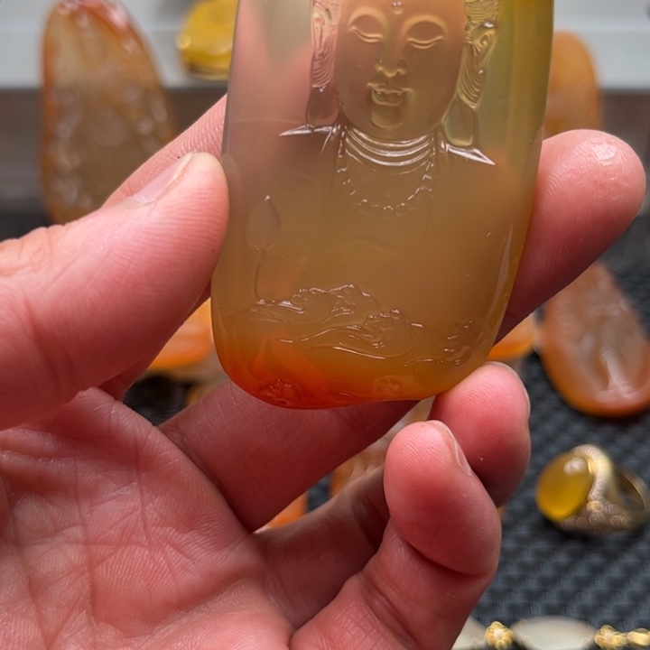 石英质玉颈饰未镶嵌刘*