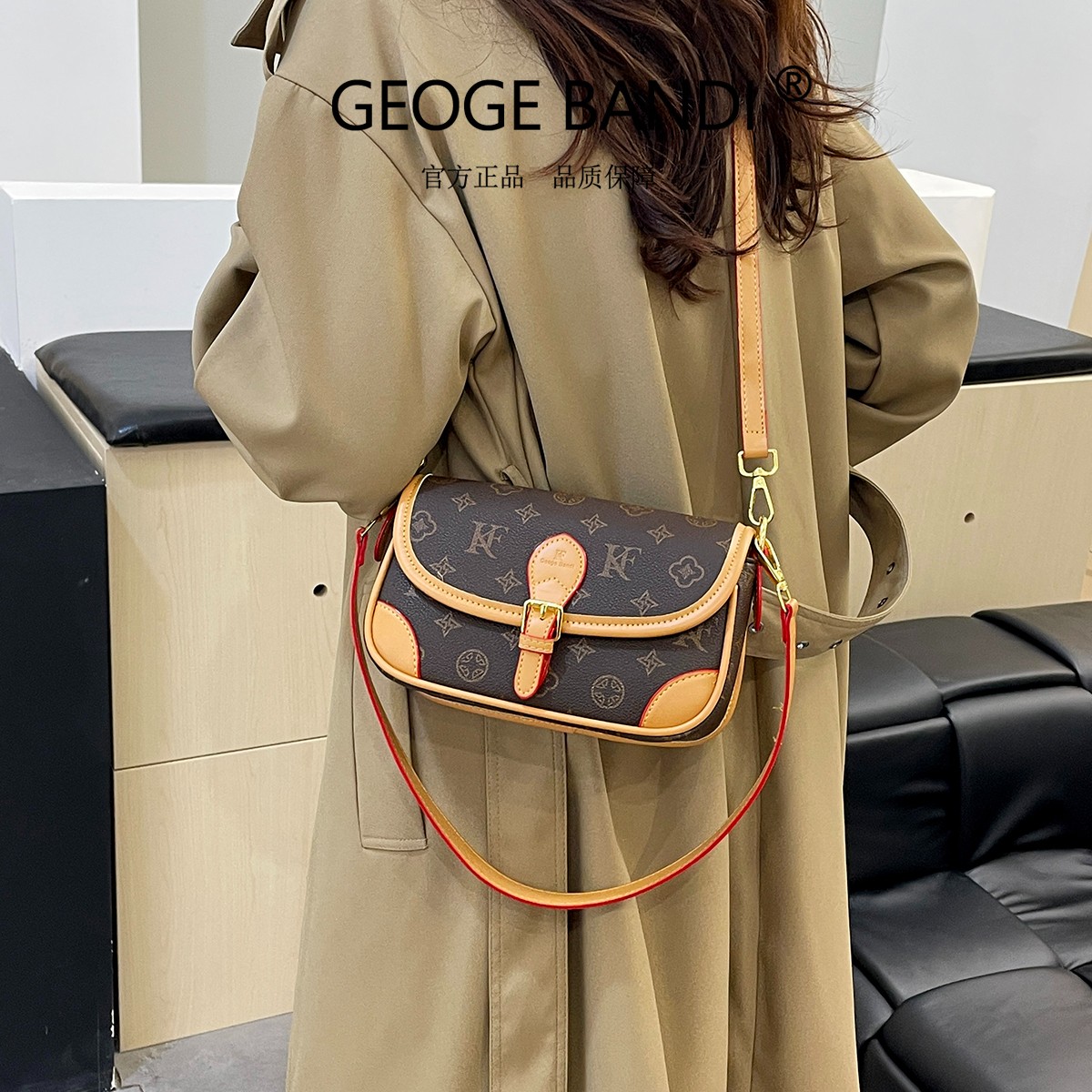 高级感小众轻奢法棍包包女2025新款复古印花腋下包通勤单肩斜挎包